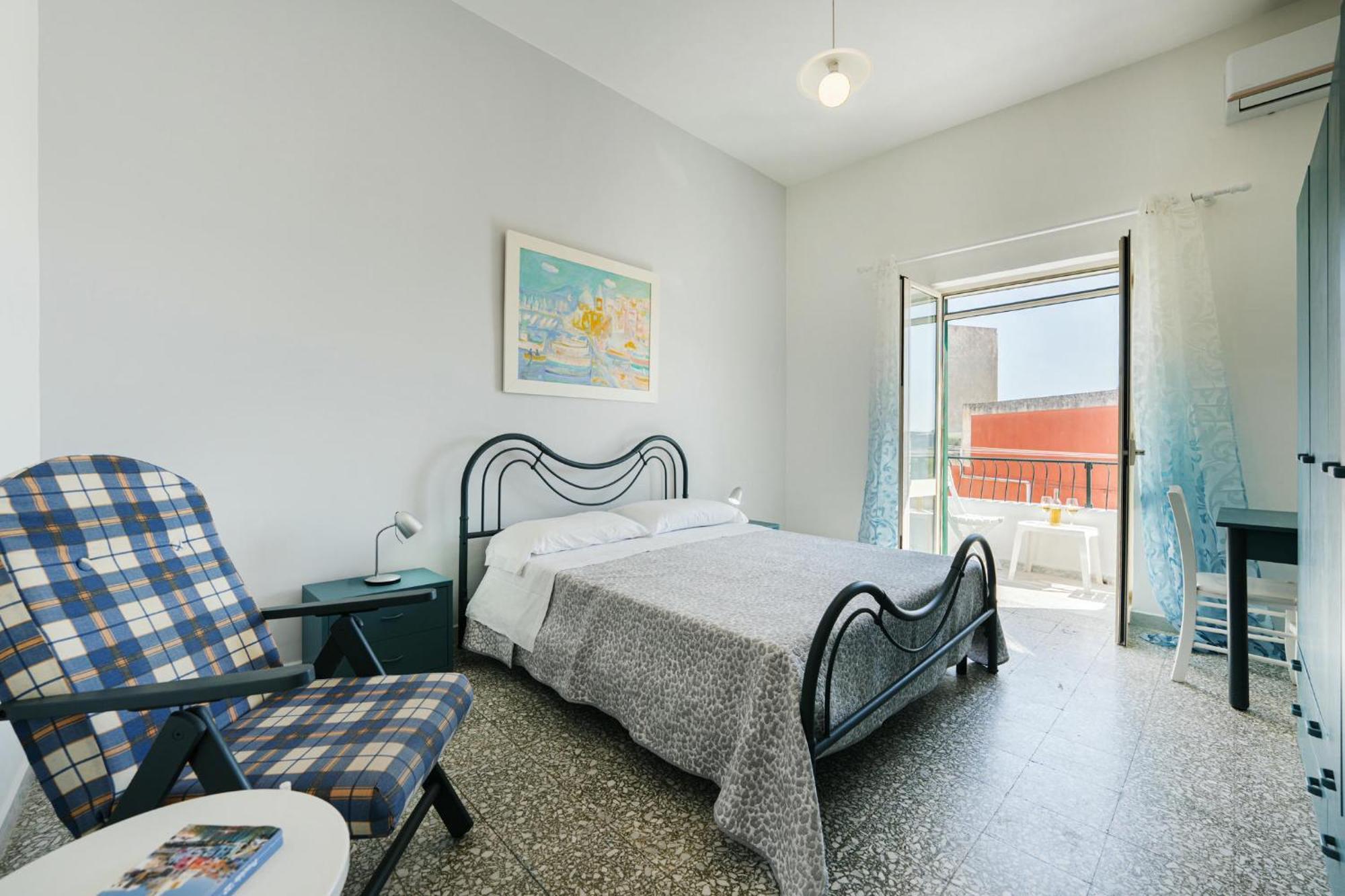 Da Letizia Casa Vacanze A Procida Exterior foto