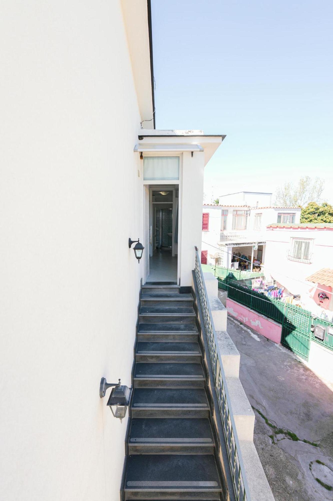 Da Letizia Casa Vacanze A Procida Exterior foto