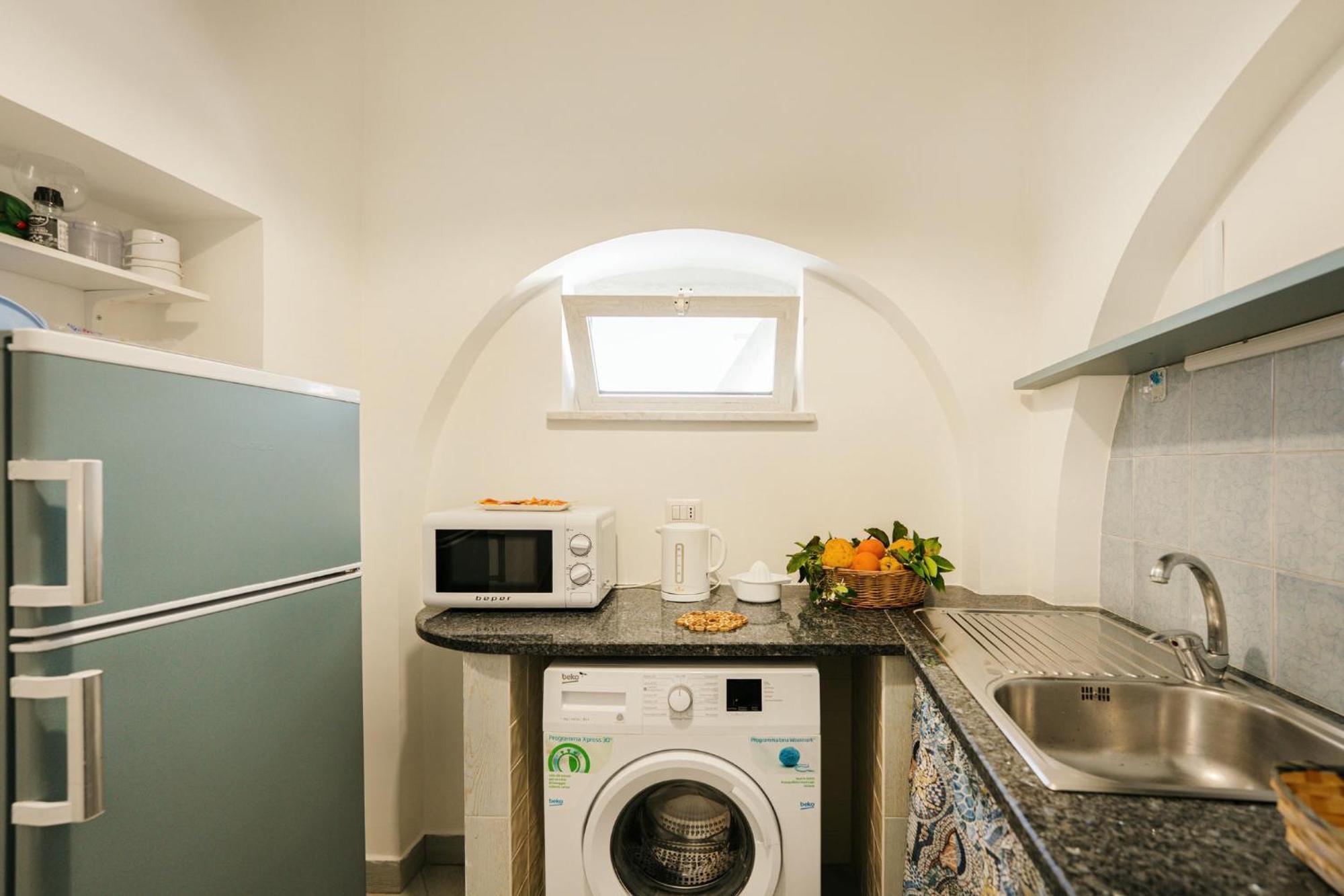 Da Letizia Casa Vacanze A Procida Exterior foto